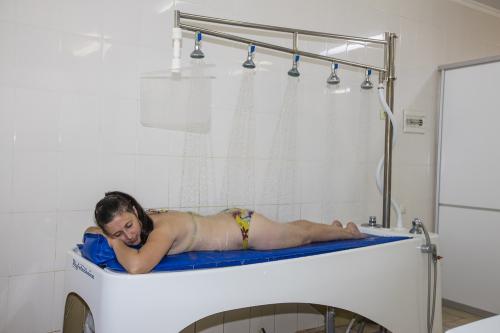 shower-therapy